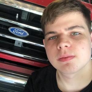 Meet your Posher, Kyle